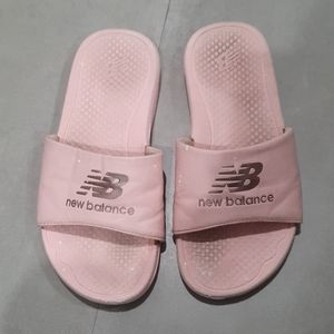 New balance slides